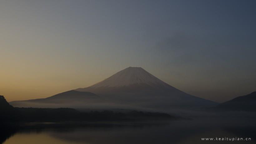 日本富士山远景拍摄精选桌面壁纸图片